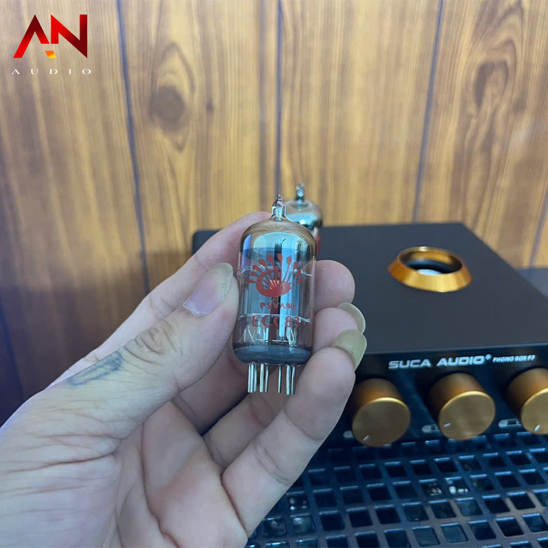 PRE ĐÈN SUCA PHONO BOX P7